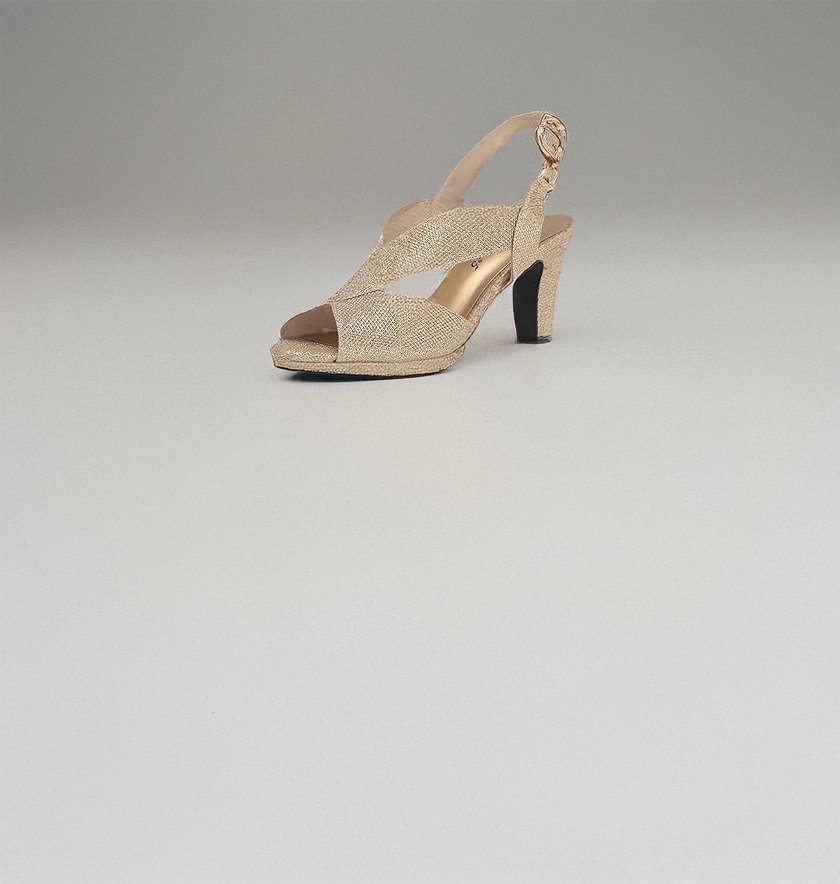 easy street heeled sandals